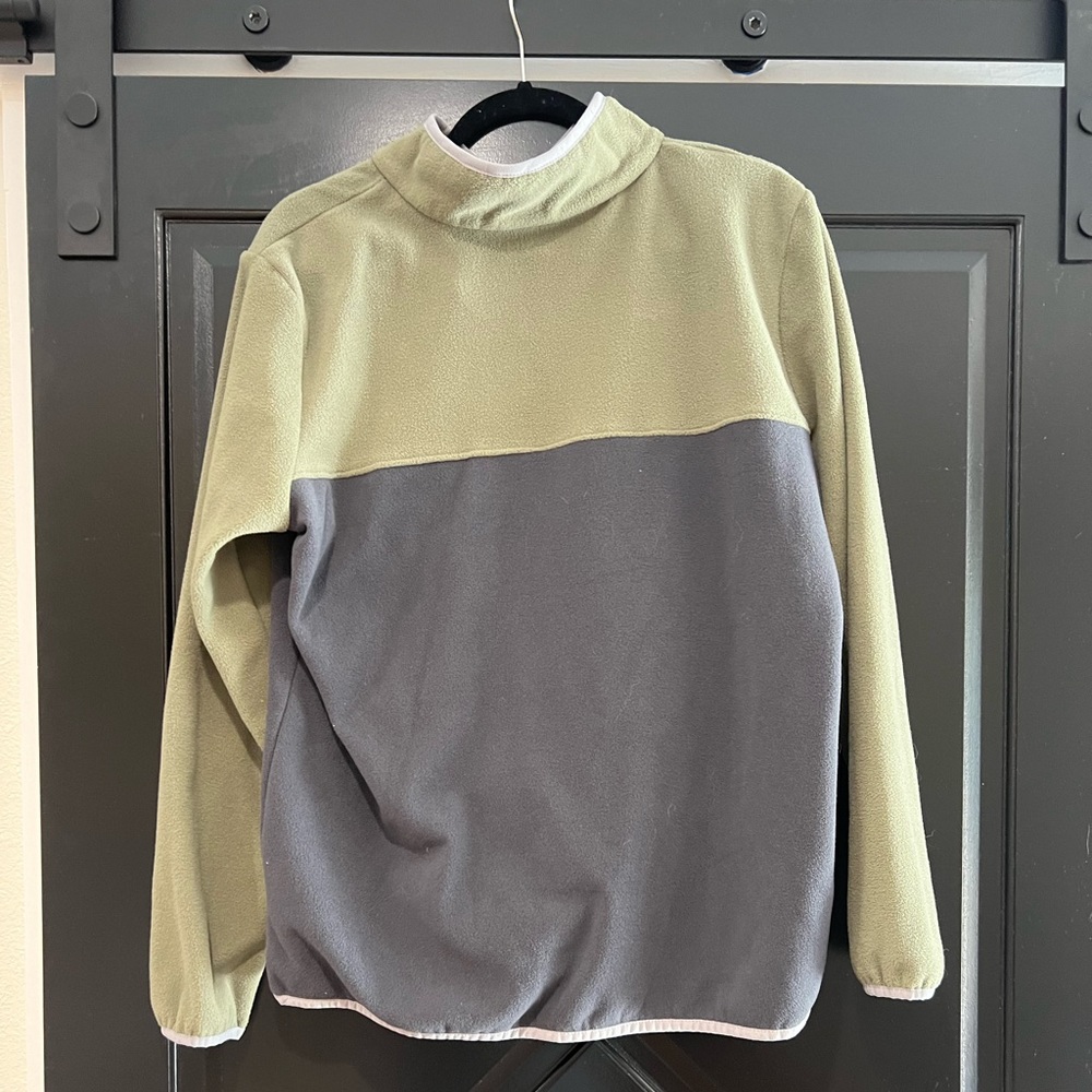 Columbia Pullover - image 2